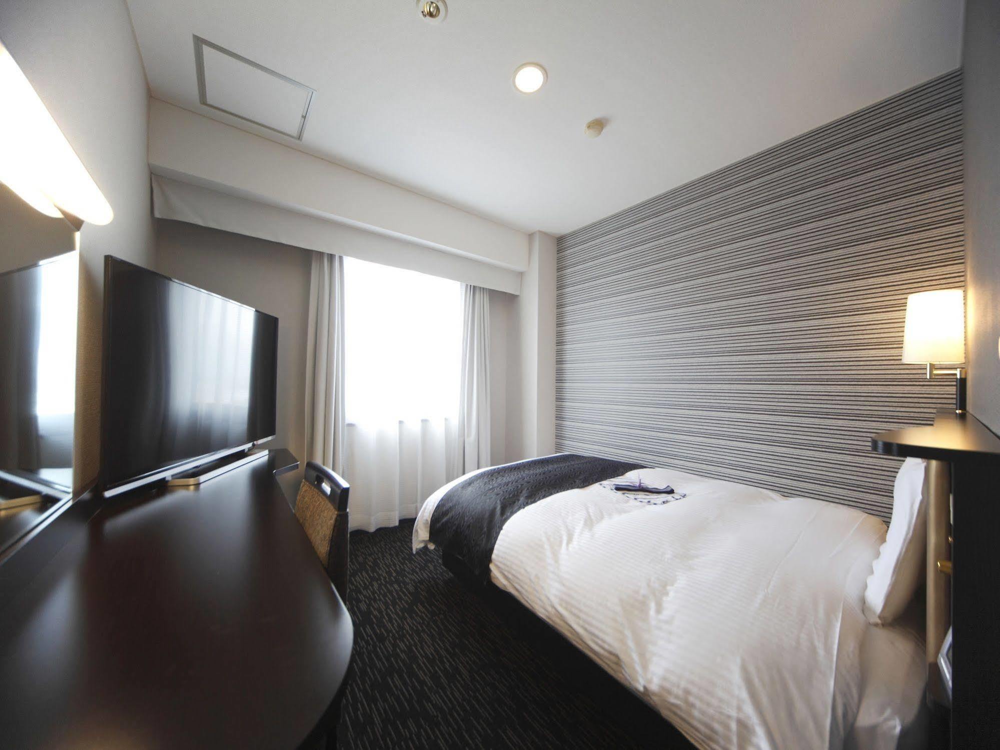 Hotel Apa Eki Kenchodori